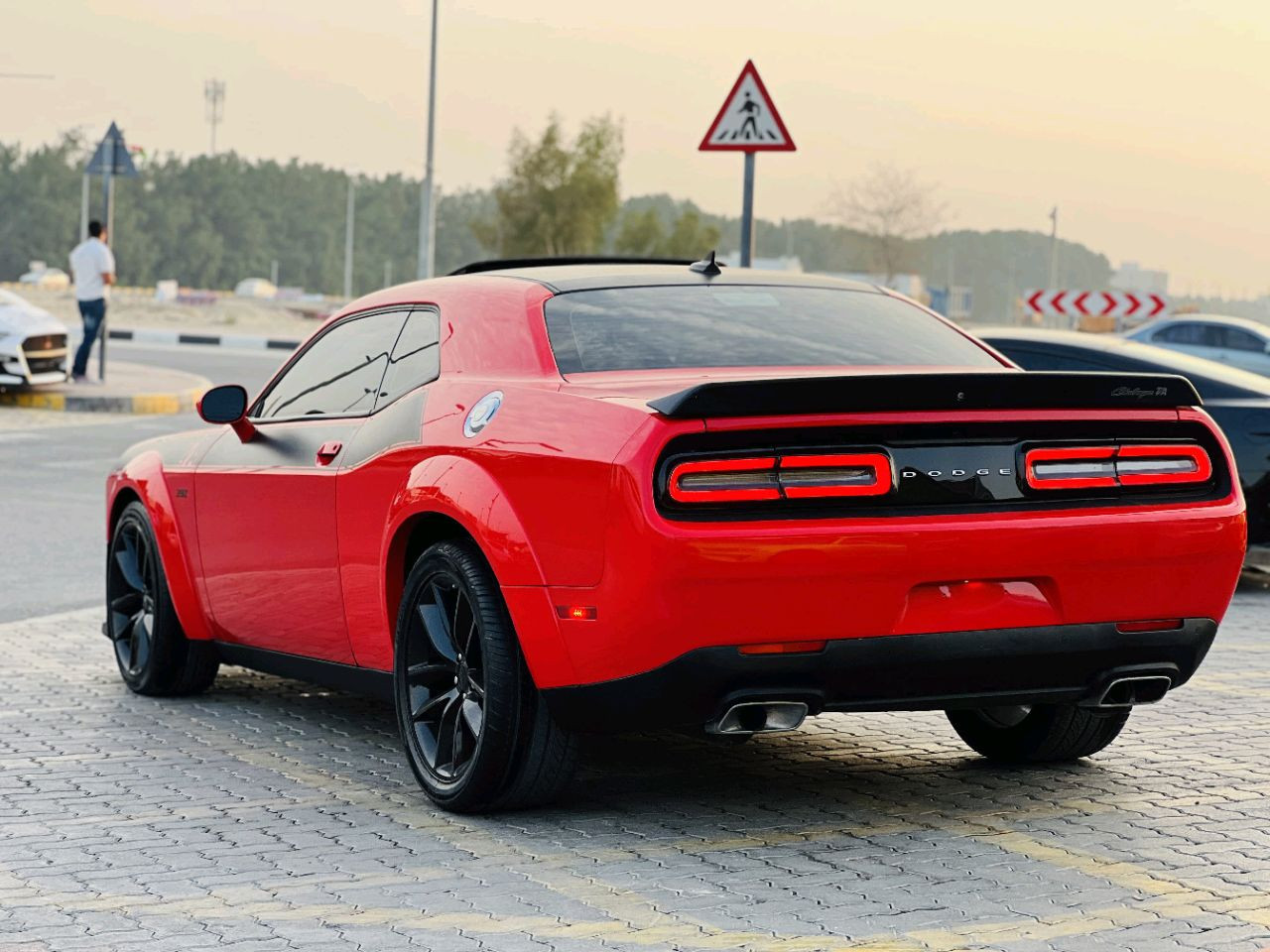 Dodge Challenger - Image 8