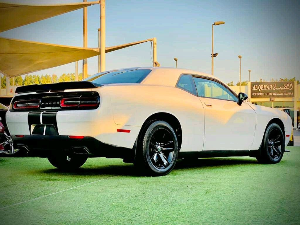 Dodge Challenger - Image 5