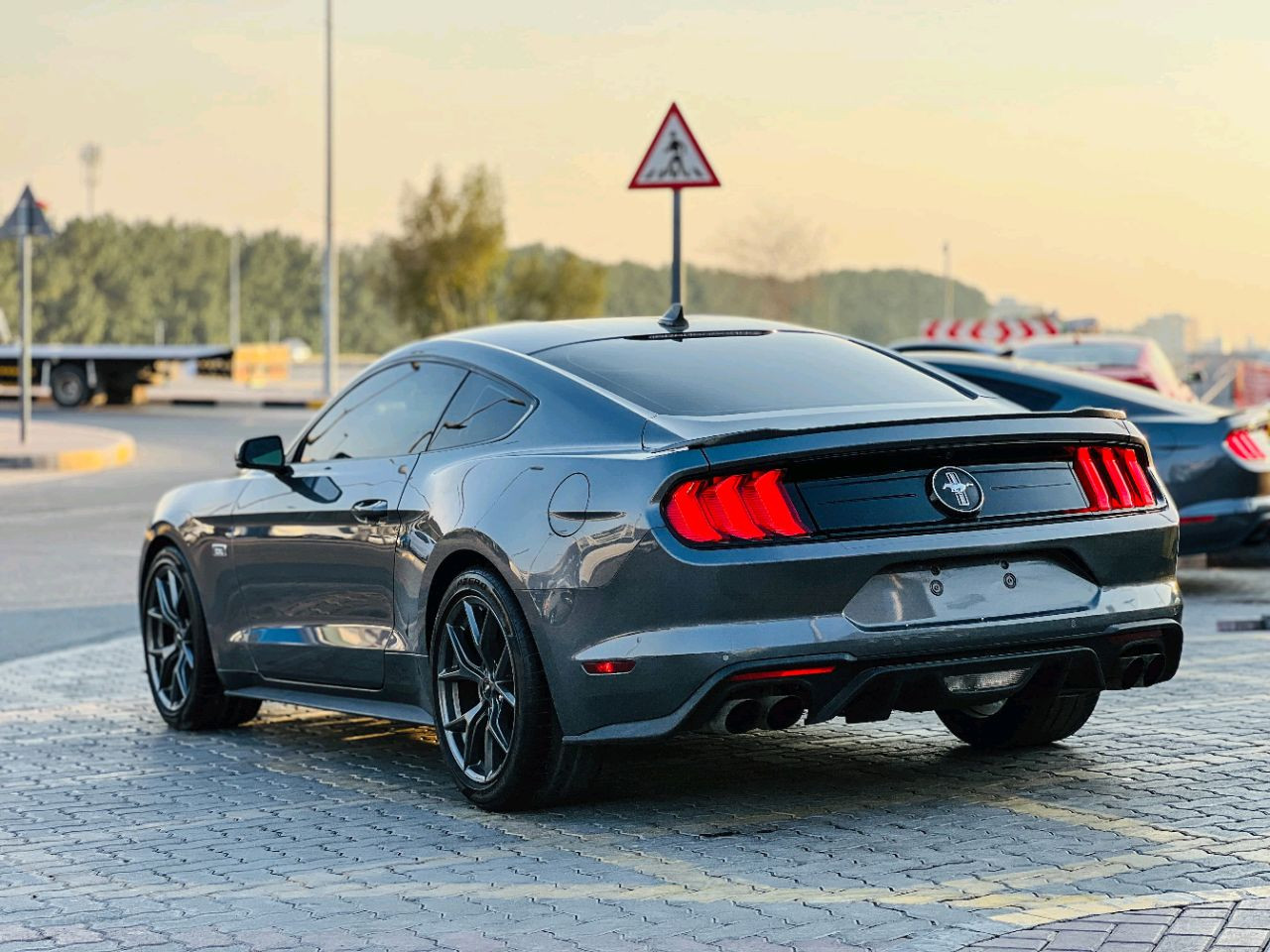 Ford Mustang - Image 6