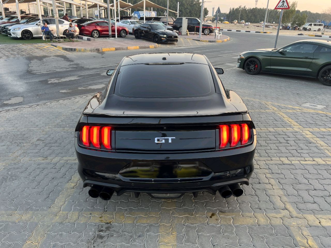 Ford Mustang - Image 7