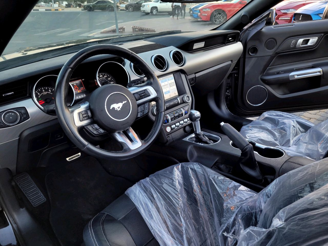 Ford Mustang - Image 8