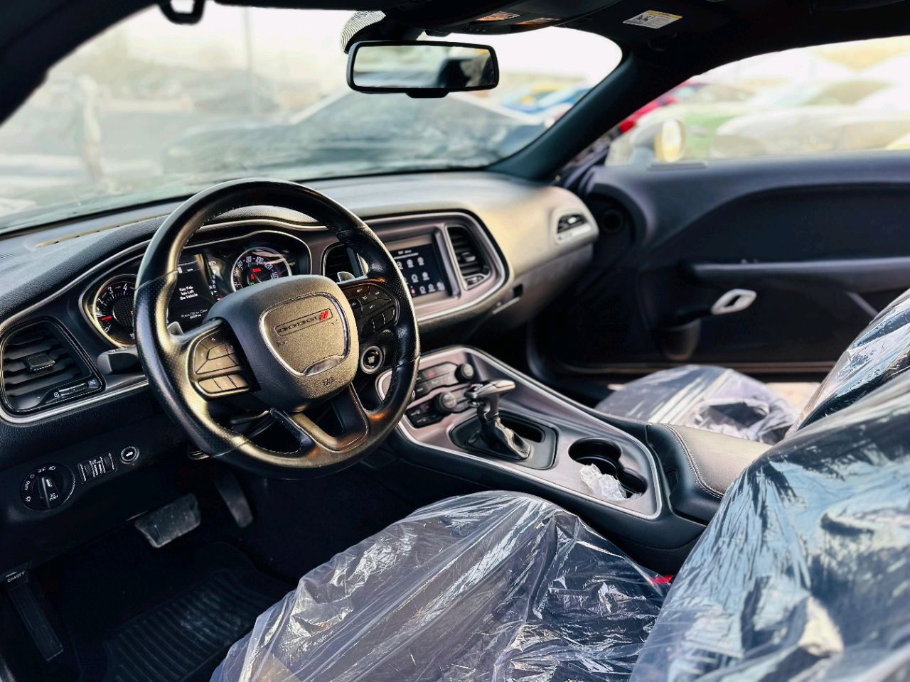 Dodge Challenger - Image 9