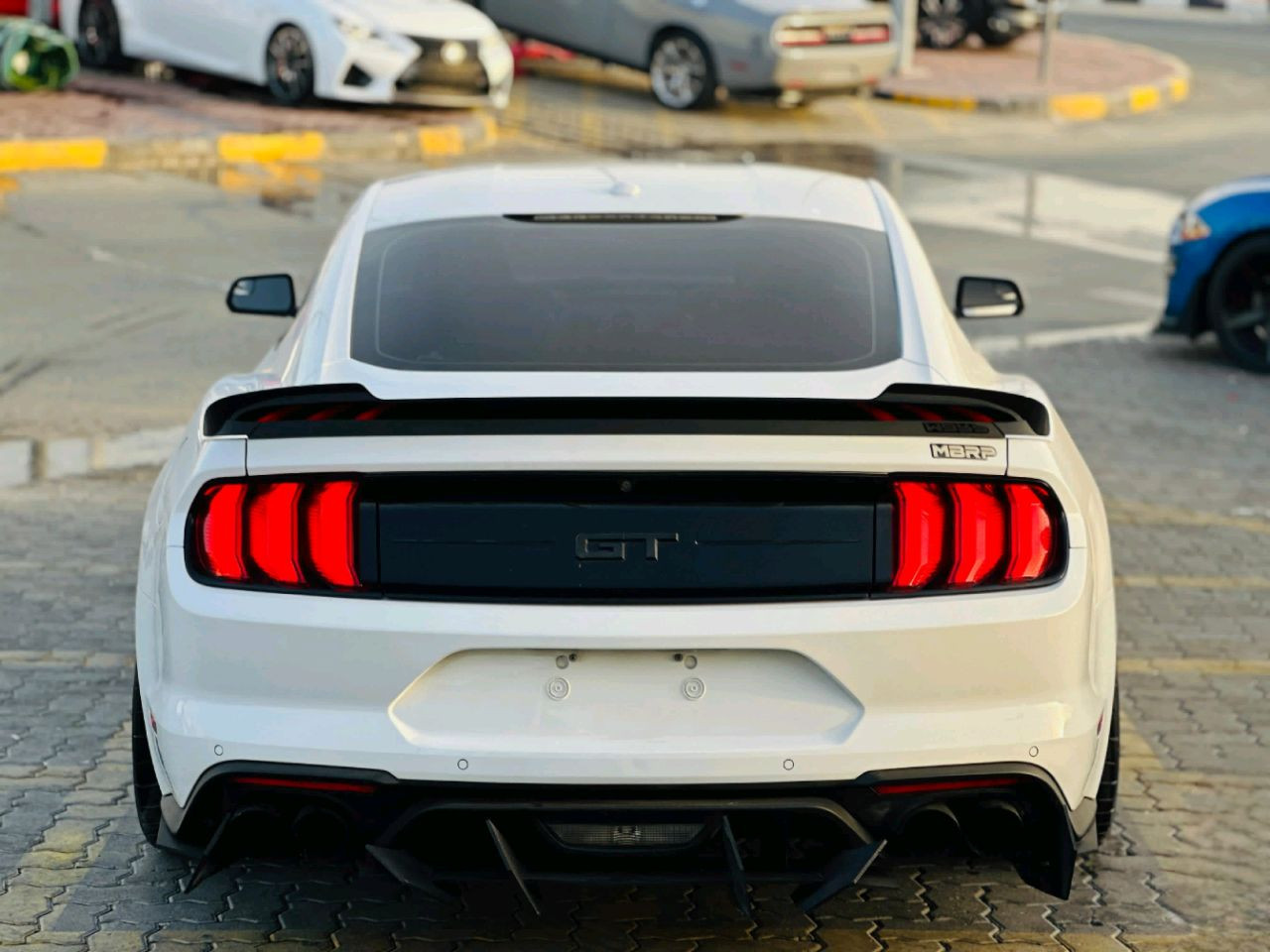 Ford Mustang - Image 7