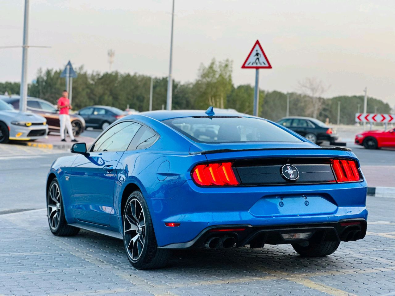 Ford Mustang - Image 8