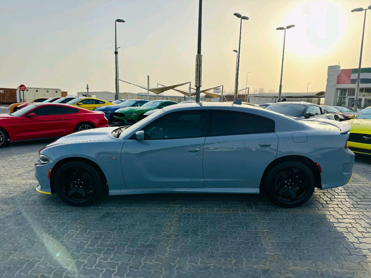 Dodge Charger - Image 9