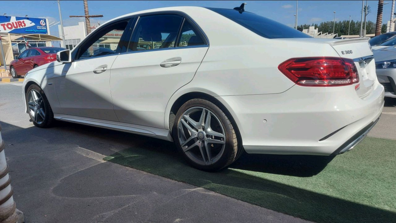 Mercedes Benz E-Class - Image 3