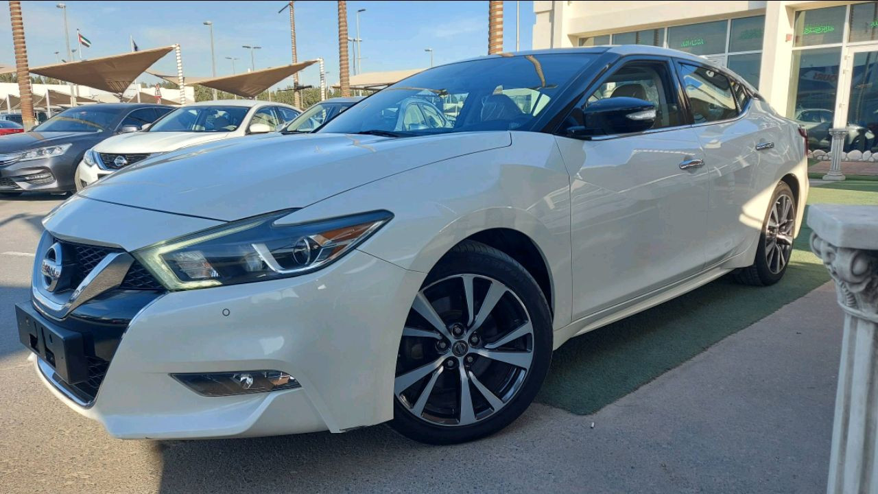 Nissan Maxima - Image 6
