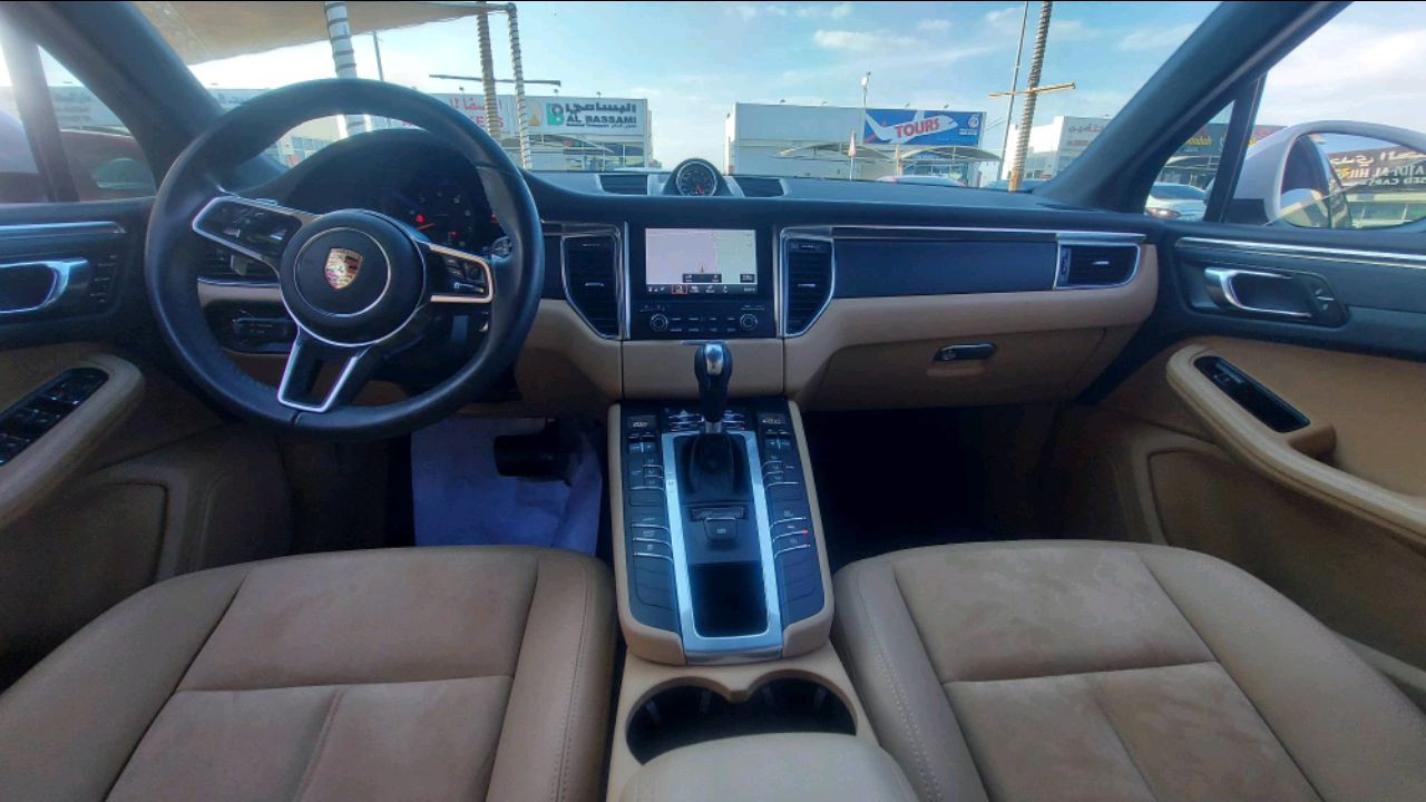 Porsche Macan - Image 7