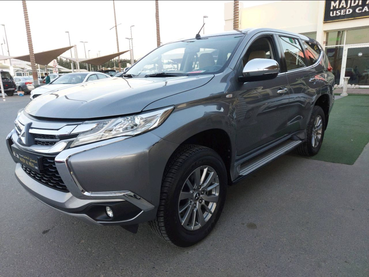 Mitsubishi Montero sport - Image 4