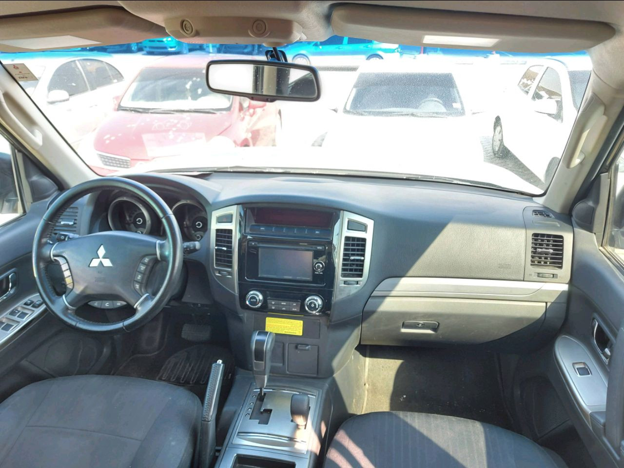 Mitsubishi Pajero - Image 6