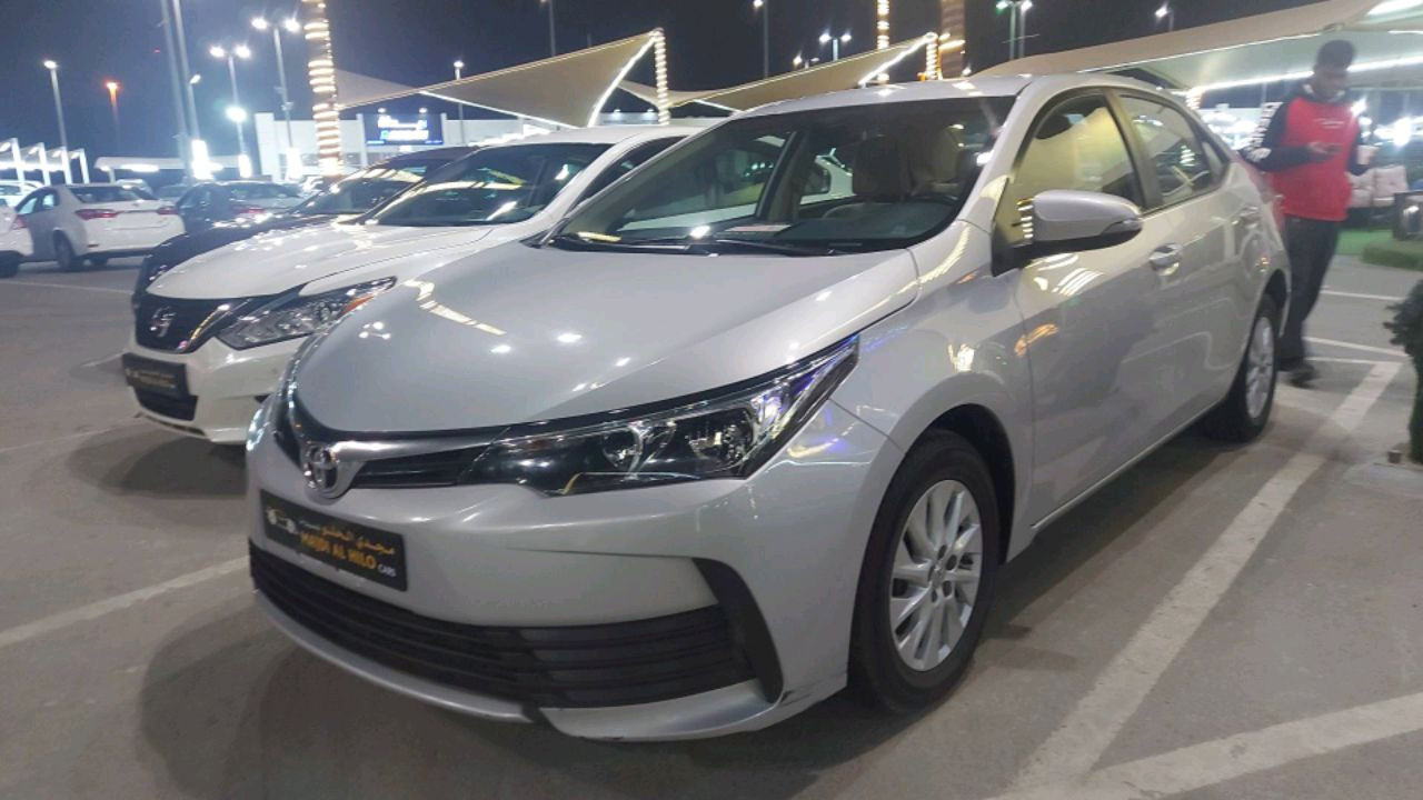 Toyota Corolla - Image 9