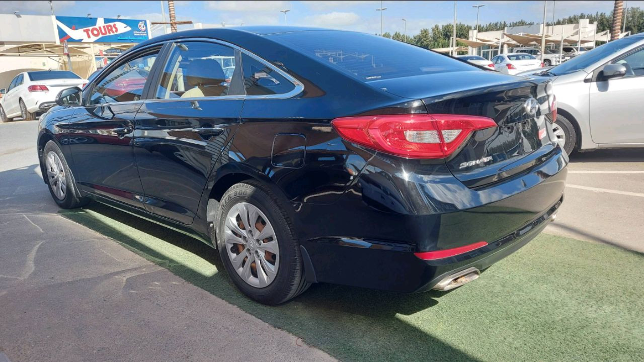 Hyundai Sonata - Image 5