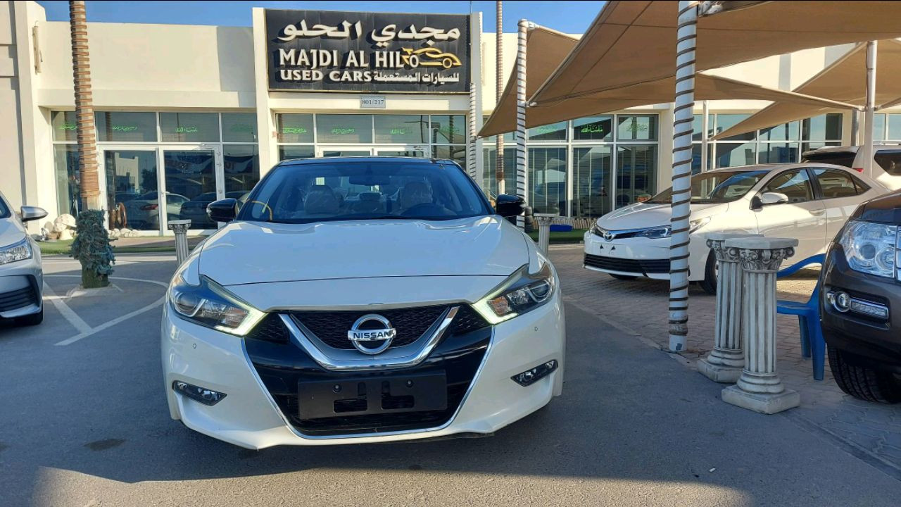 Nissan Maxima - Image 3