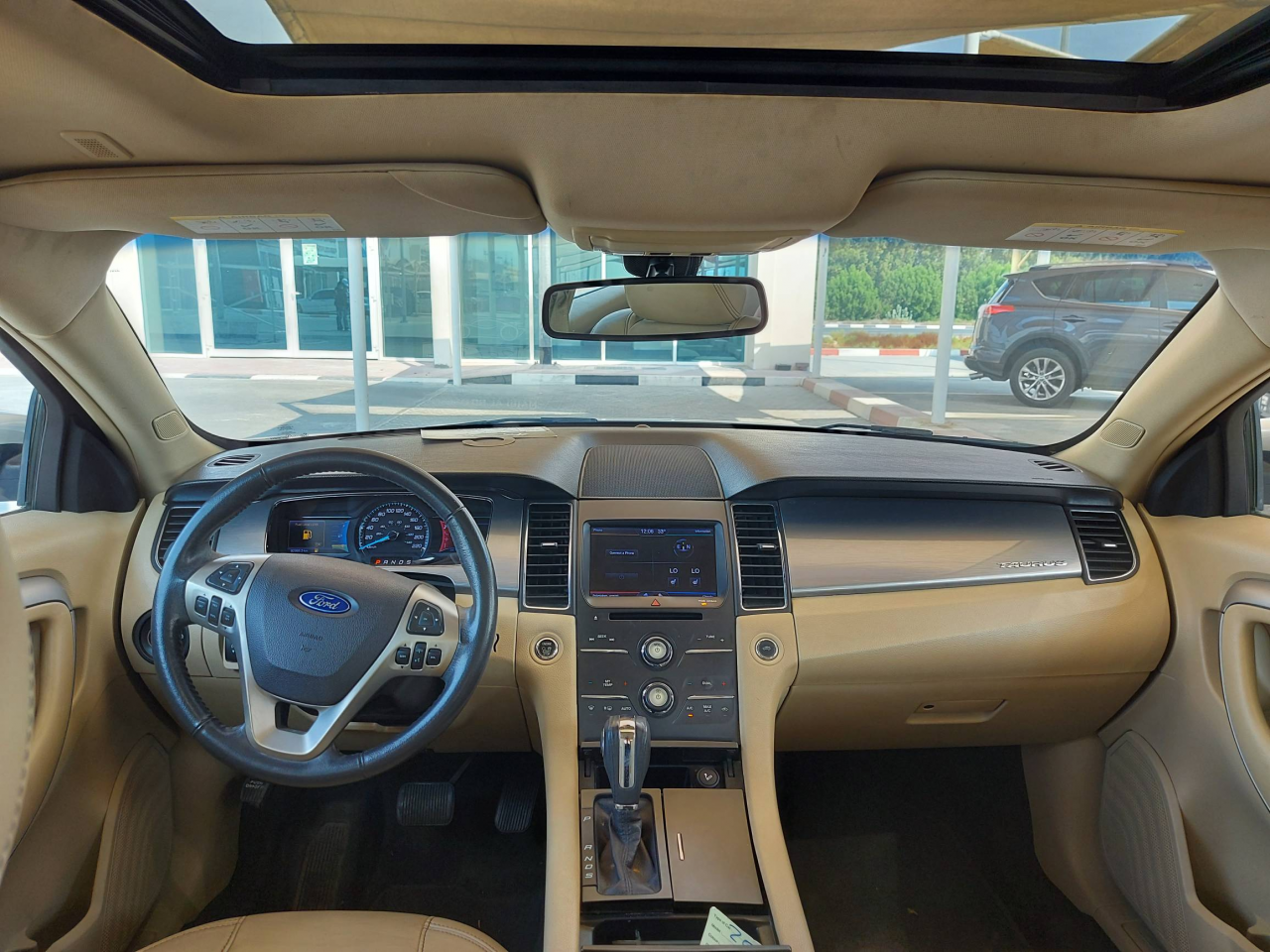Ford Taurus - Image 6