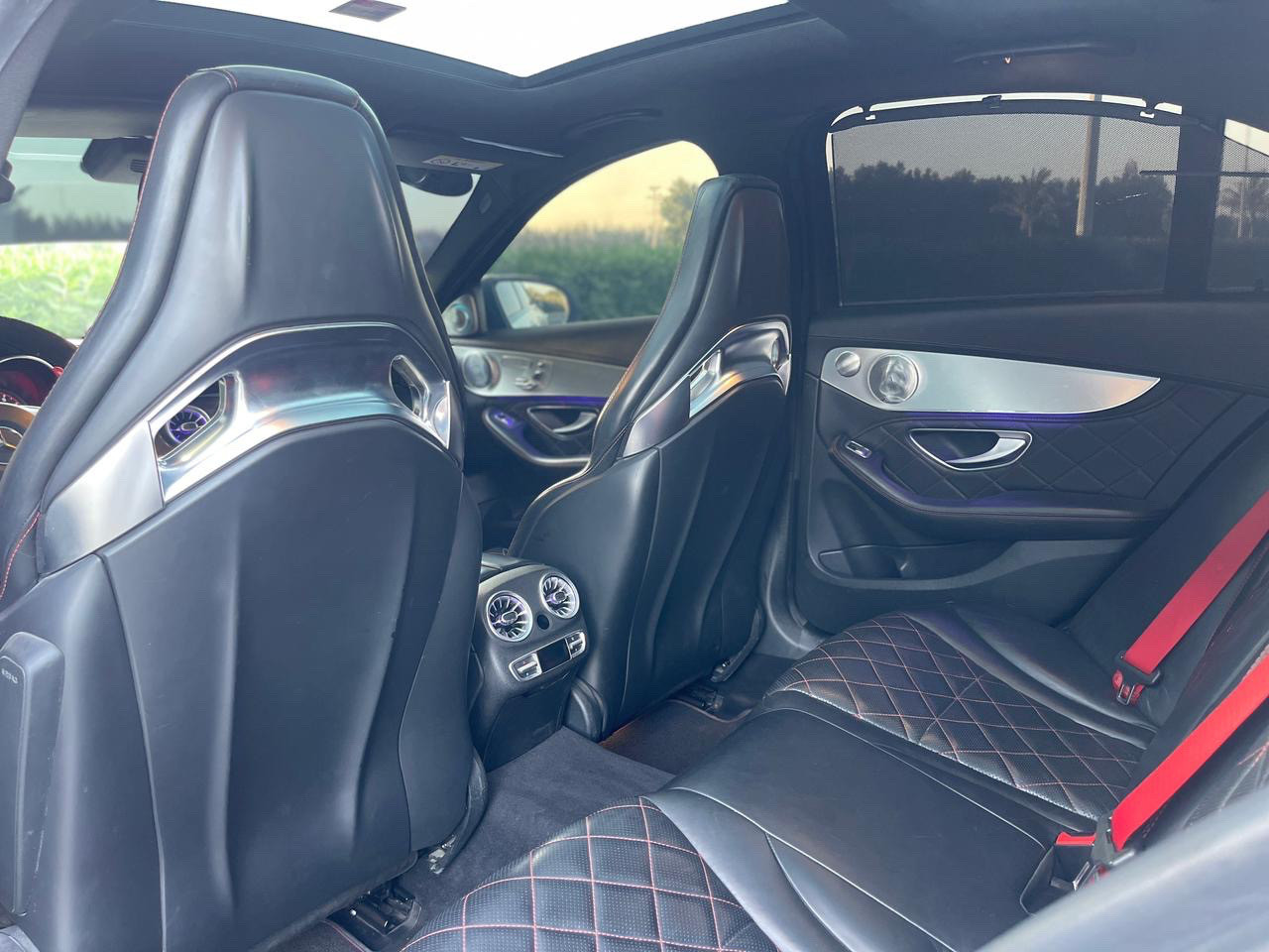 Mercedes Benz C-Class - Image 12