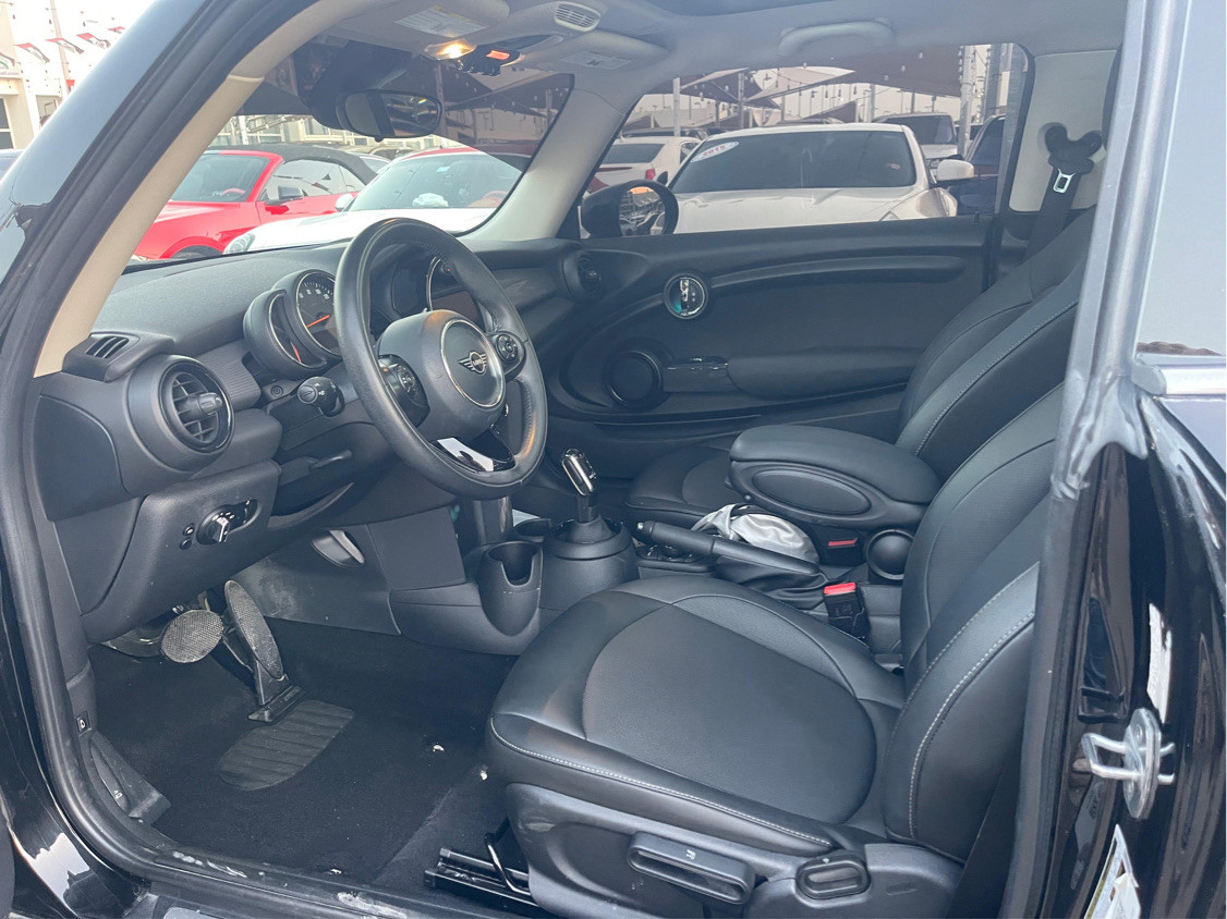 Mini Cooper Model S - Image 10