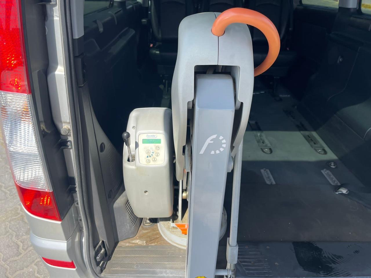 Mercedes Benz Vito - Image 17