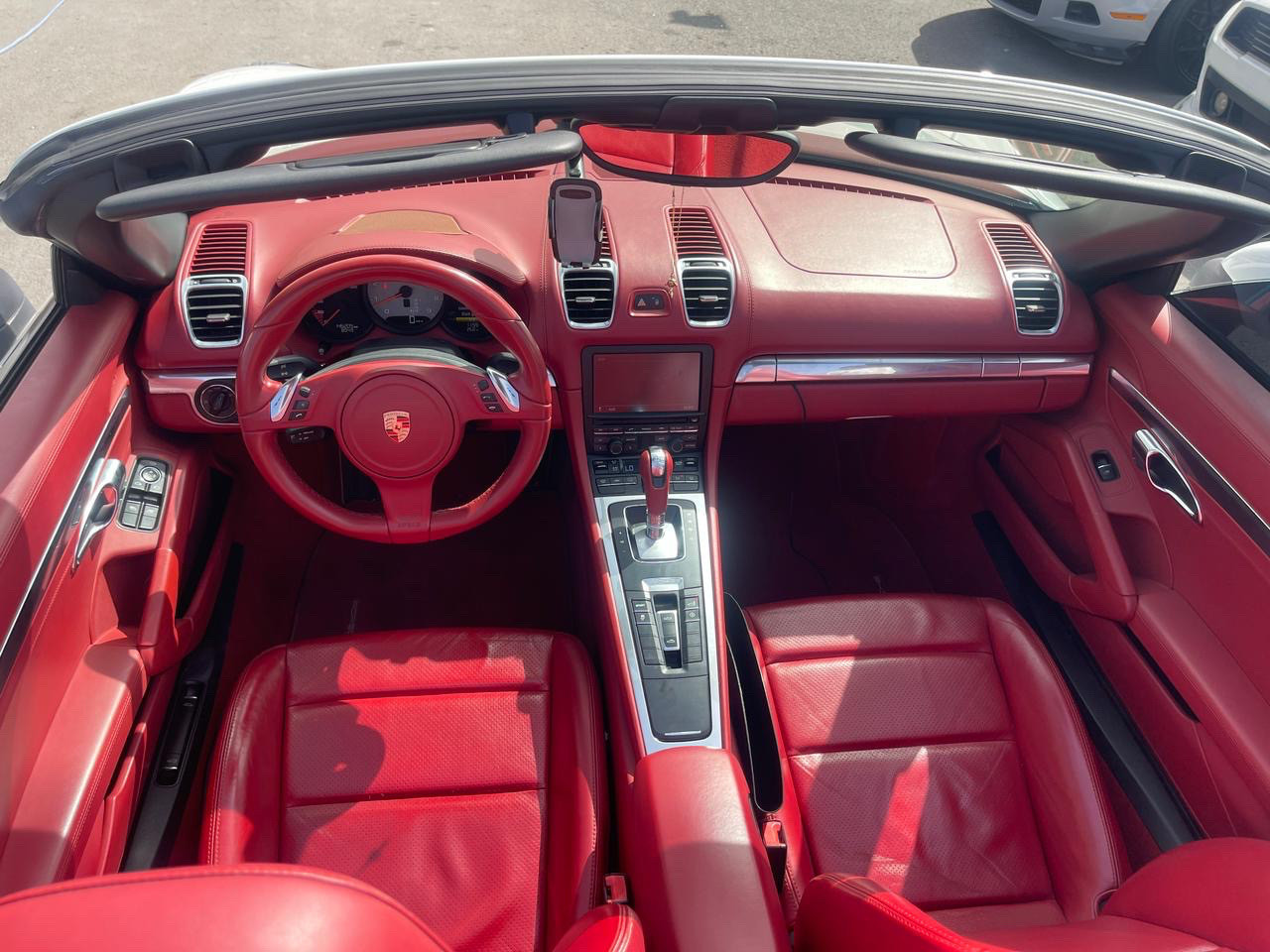 Porsche Boxster - Image 8