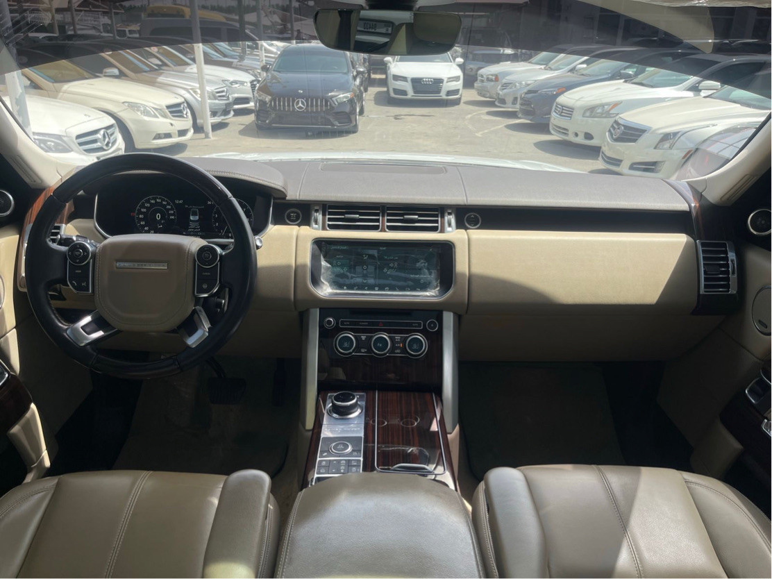 Range Rover Vogue - Image 10