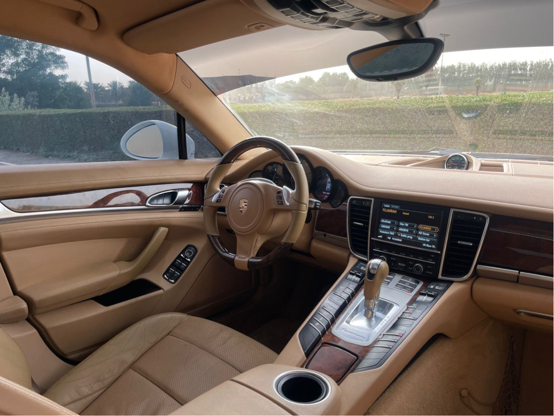 Porsche Panamera - Image 12
