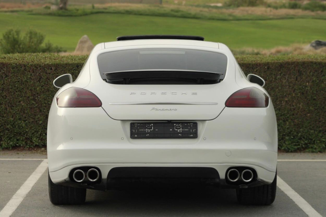 Porsche Panamera - Image 7