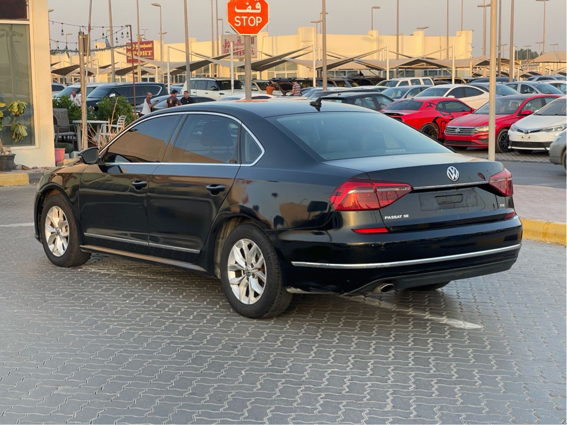 Volkswagen Passat - Image 6