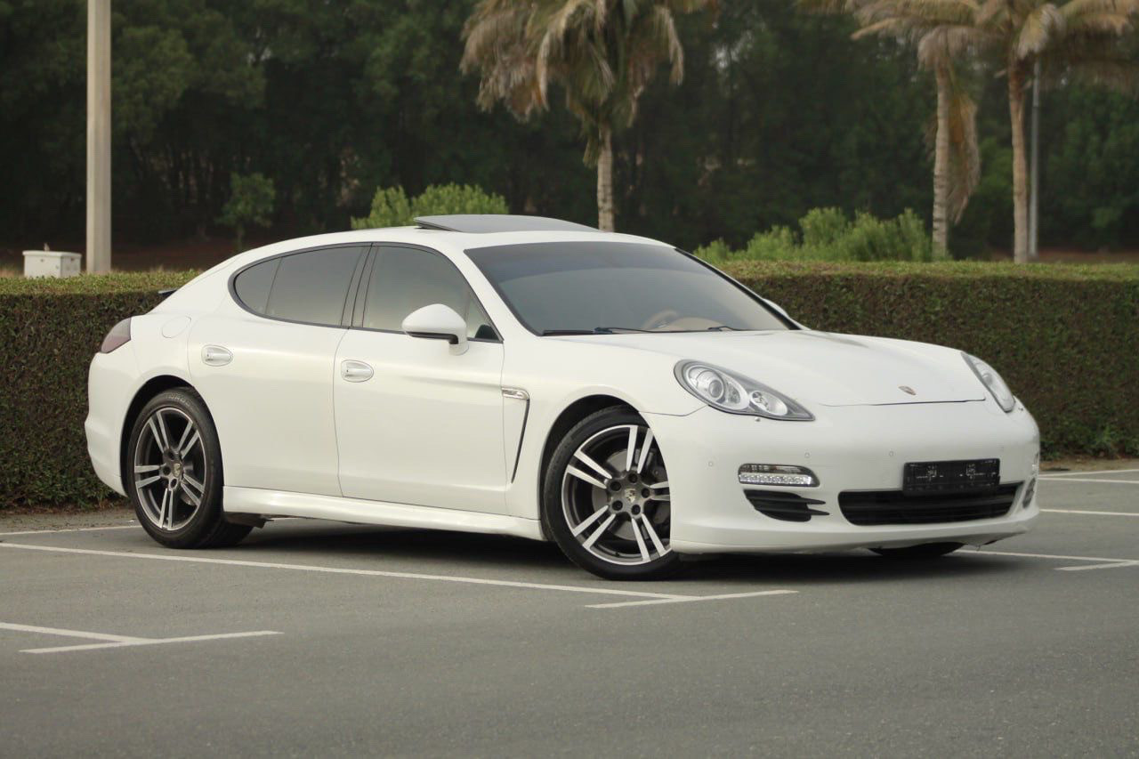 Porsche Panamera - Image 6