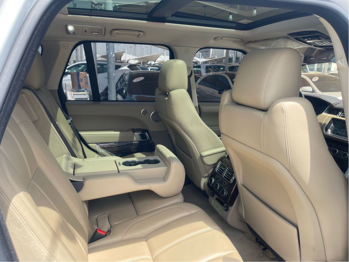 Range Rover Vogue - Image 16