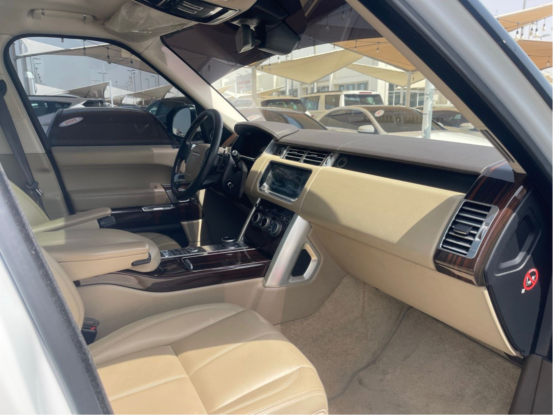 Range Rover Vogue - Image 12