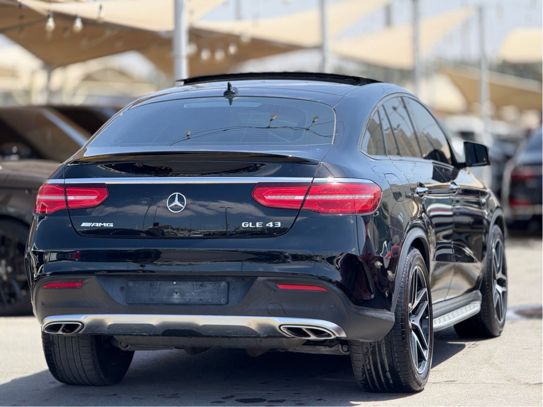 Mercedes Benz GLE SUV - Image 7
