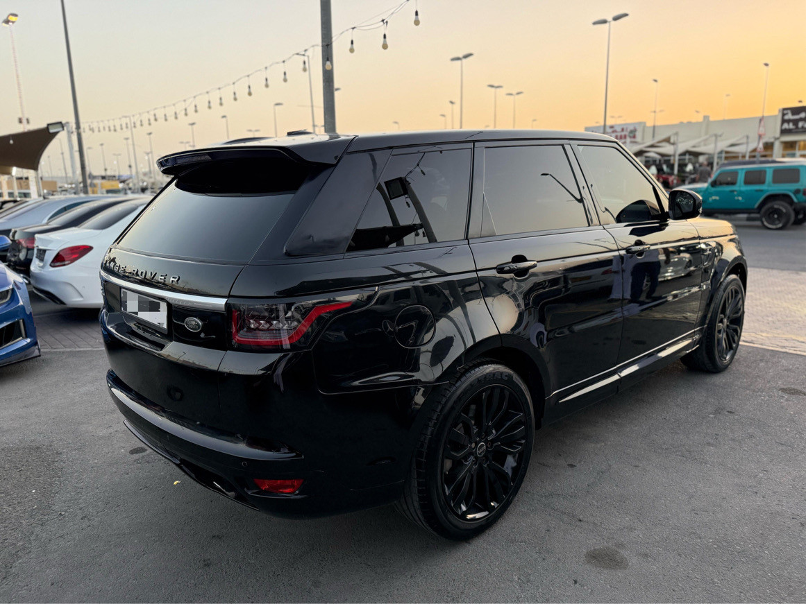 Range Rover Sport - Image 9