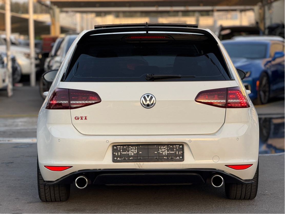 Volkswagen GTI - Image 5