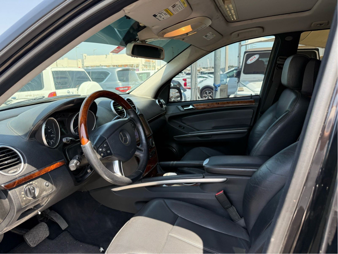 Mercedes Benz GL - Image 10