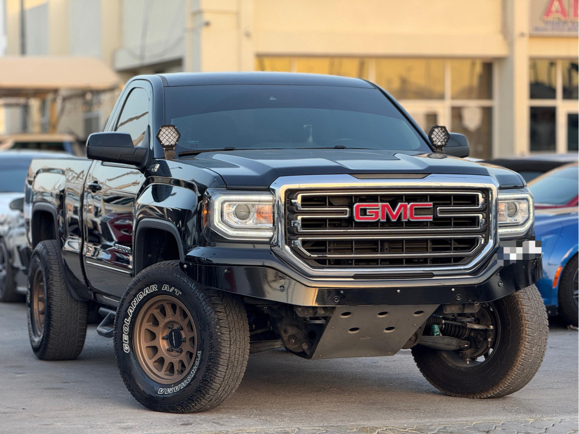 GMC Sierra - Image 3