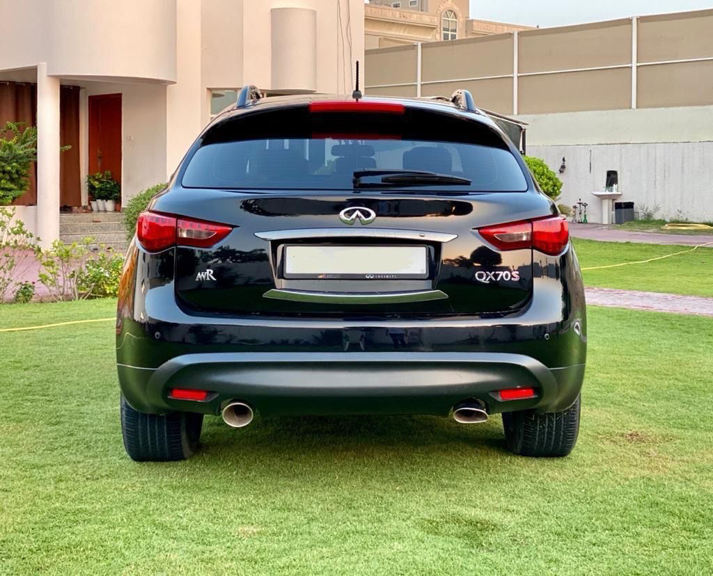 Infiniti QX70 - Image 6