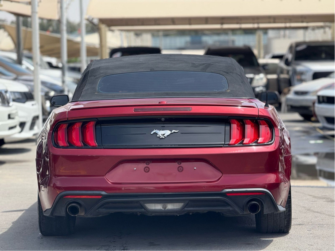 Ford Mustang - Image 5
