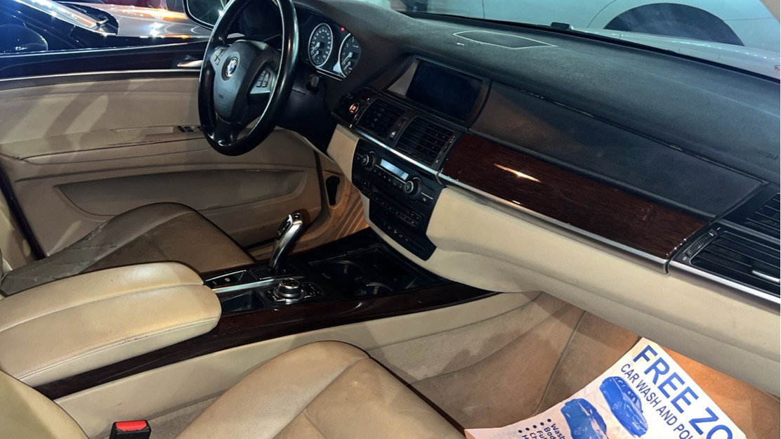 BMW X5 - Image 11