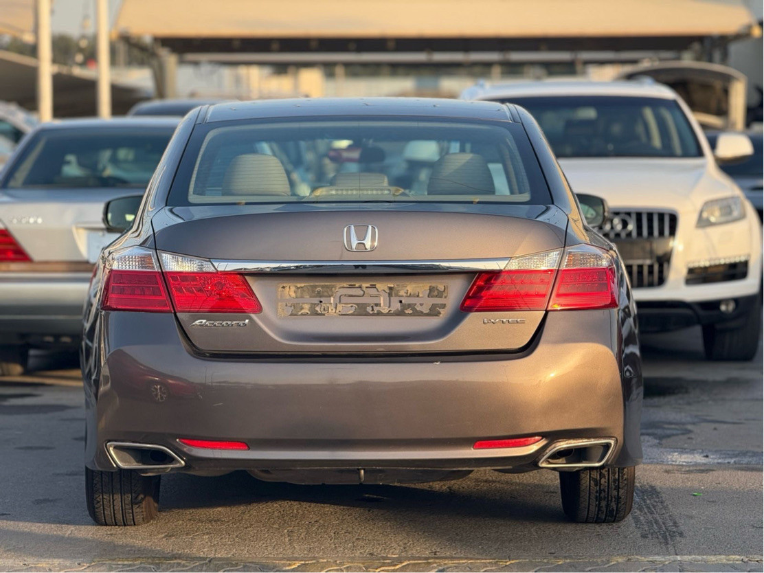 Honda Accord - Image 4