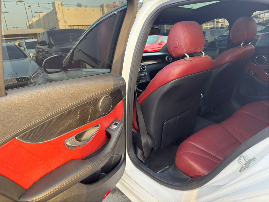 Mercedes Benz C-Class - Image 9