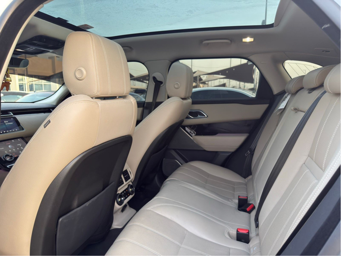 Range Rover VELAR - Image 10