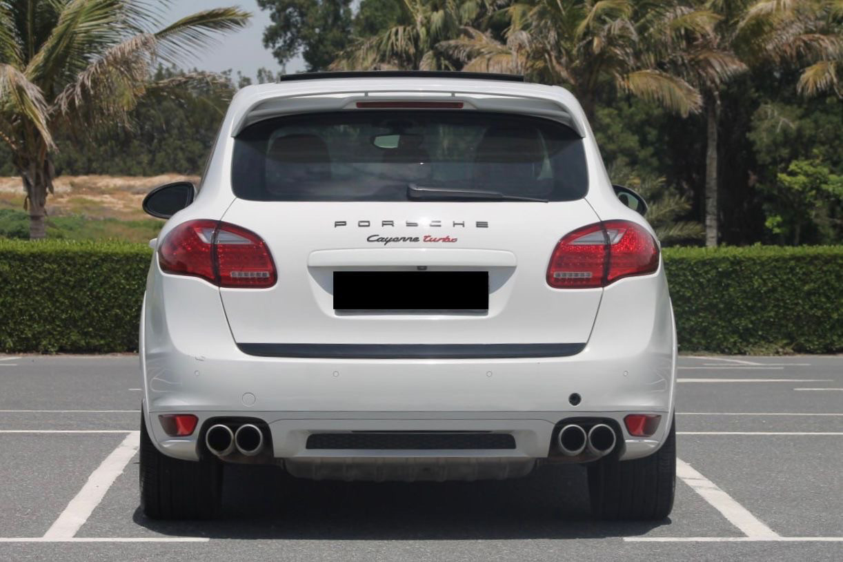 Porsche Cayenne - Image 5
