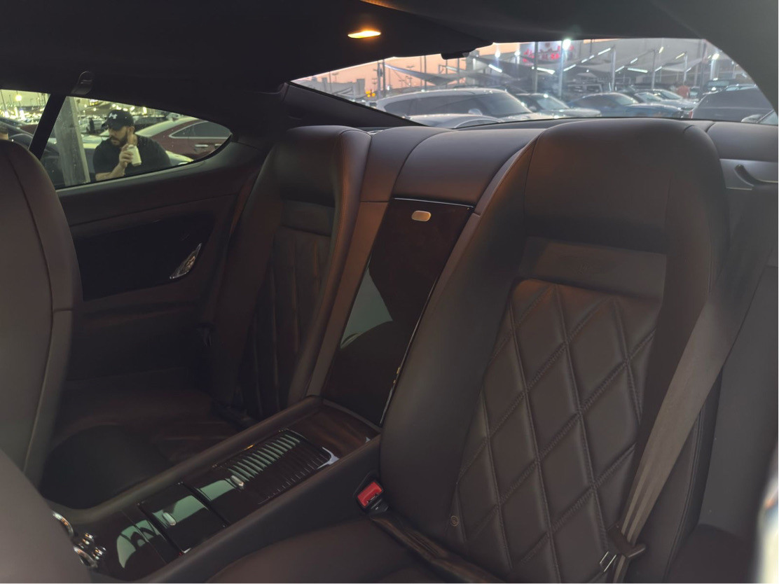 Bentley Continental GT - Image 10