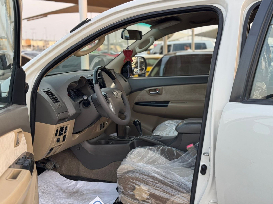 Toyota Fortuner - Image 7