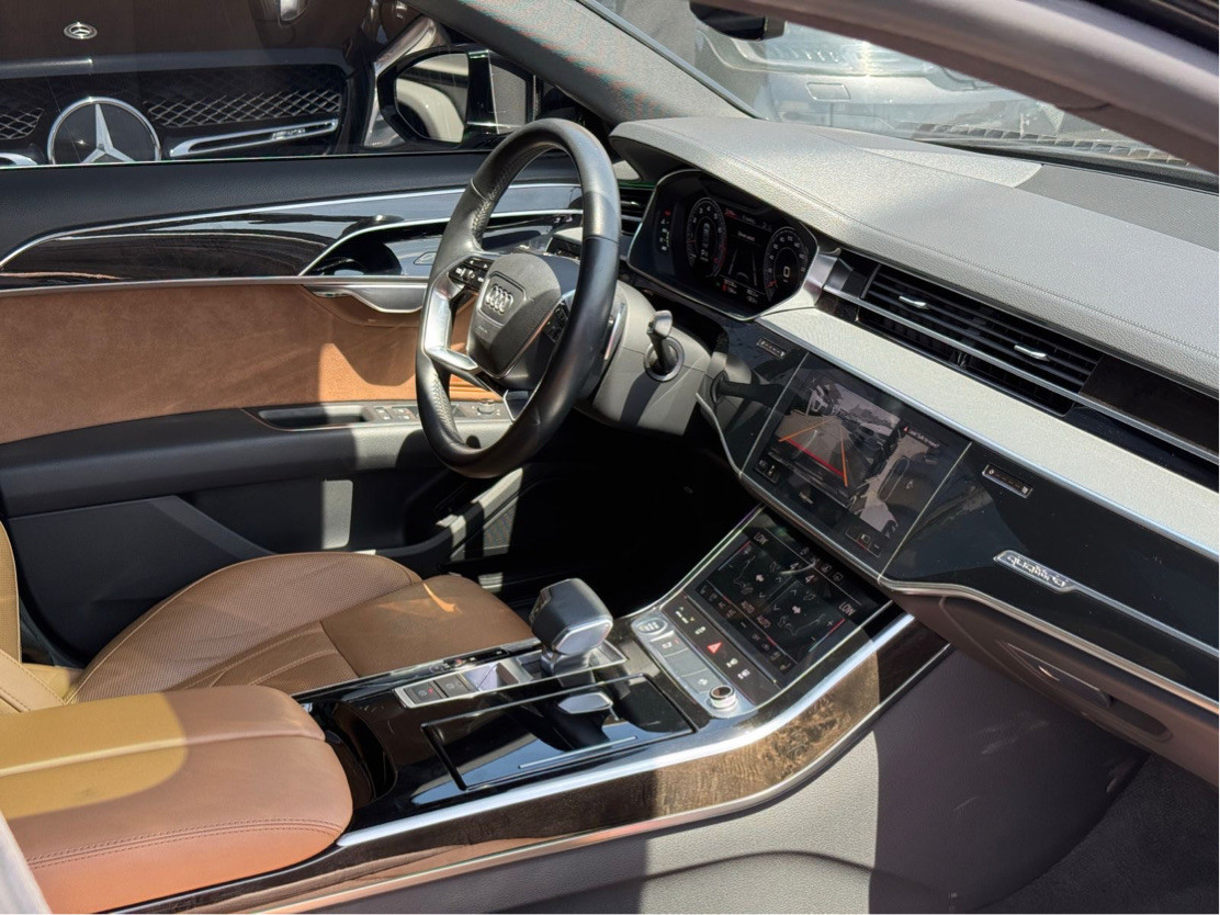 Audi A8 - Image 9