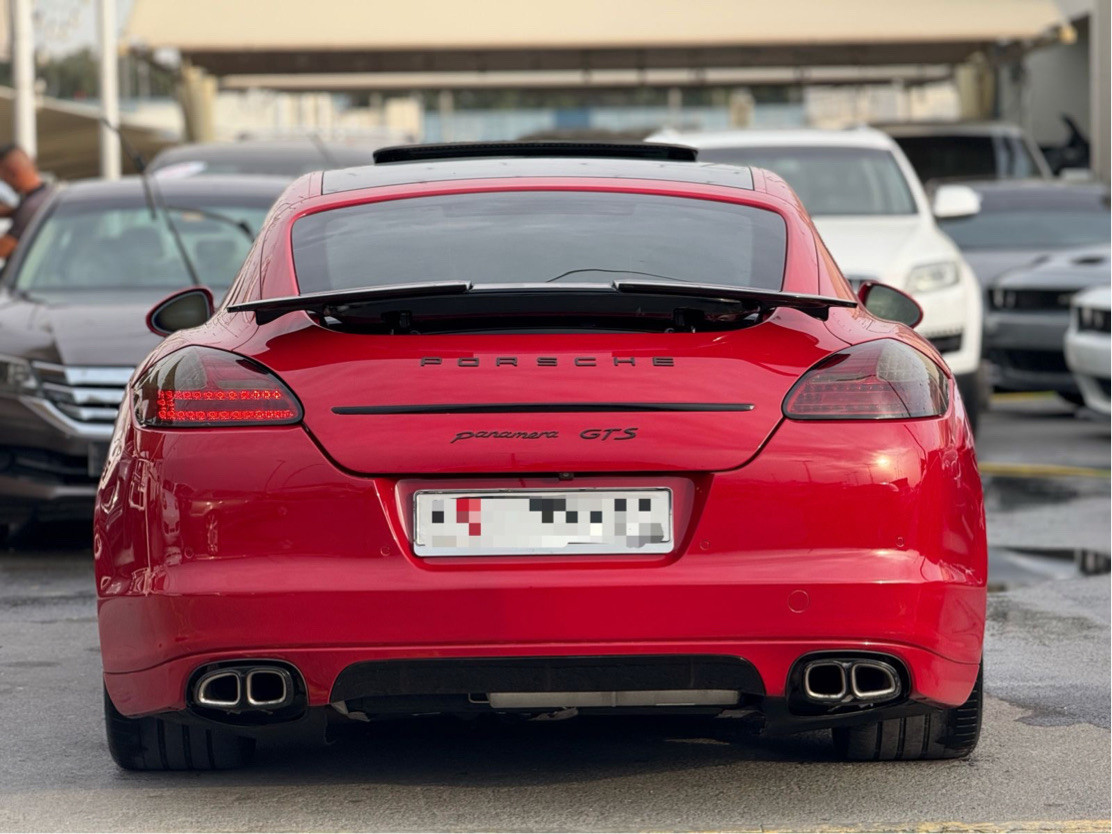 Porsche Panamera - Image 4