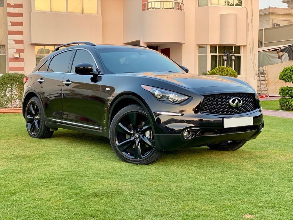 Infiniti QX70 - Image 4