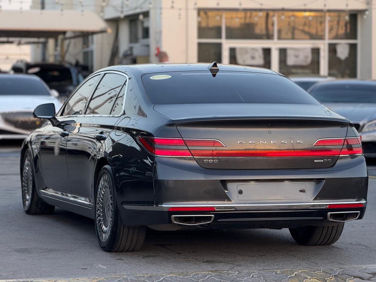 Genesis G 90 - Image 7