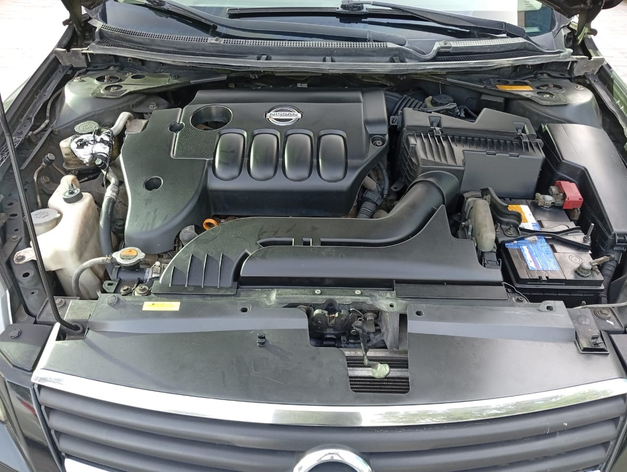 Nissan Altima - Image 12