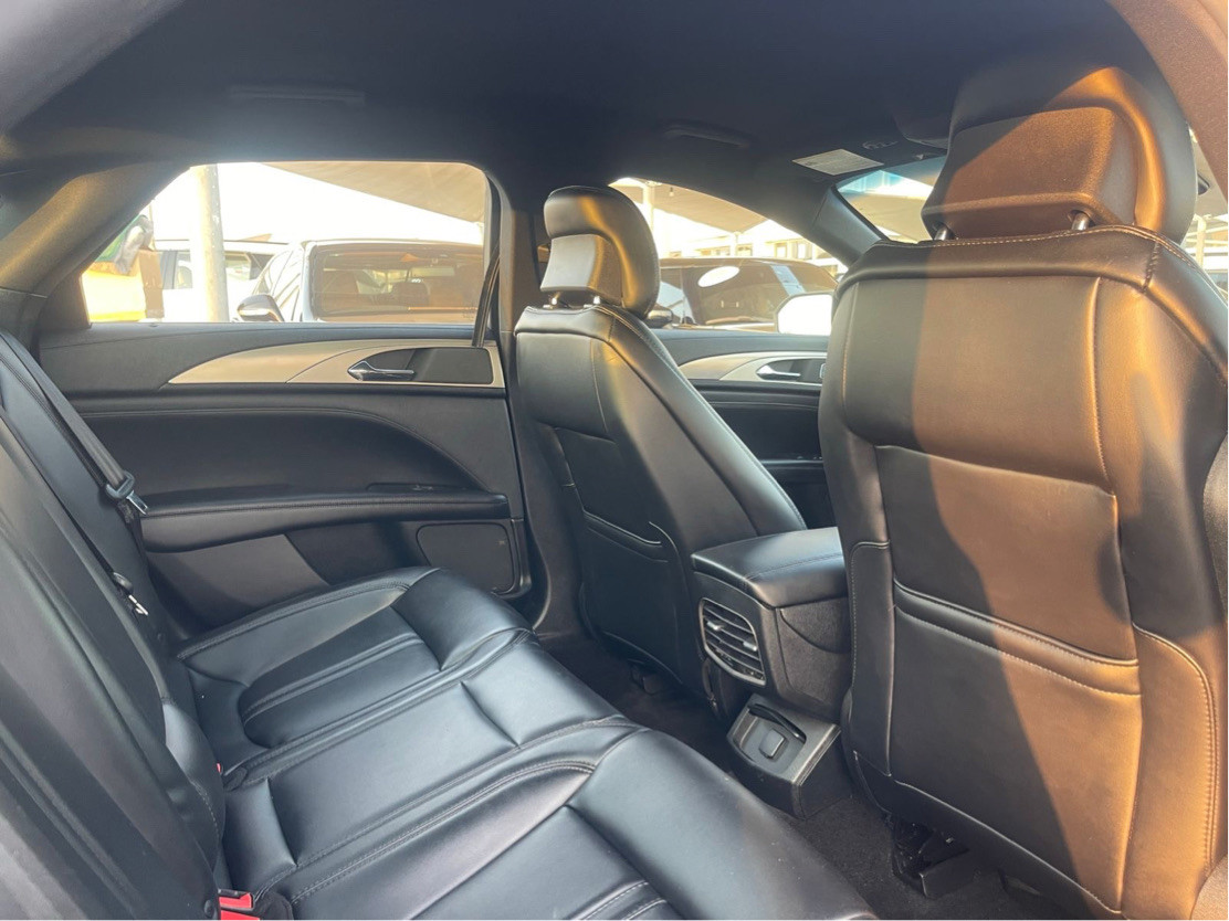 Lincoln MKZ - Image 10