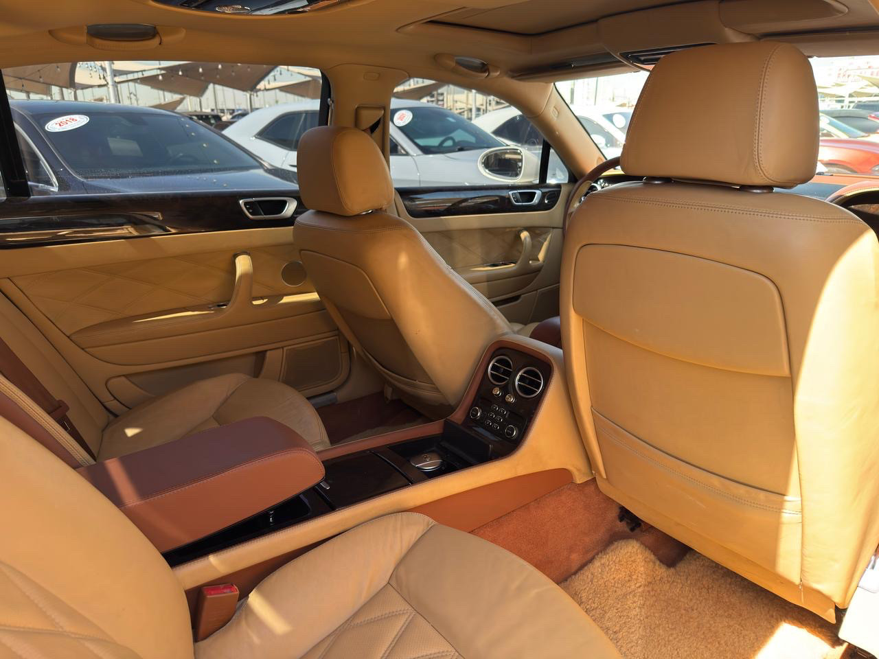 Bentley Continental Flying Spur - Image 11